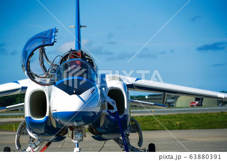 飛行機 ブルーインパルス 63880391