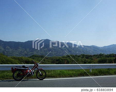 いつもの広域農道 人やすみ。バイクは本田ハンターカブ。 いつもの広域農道 人やすみ。バイクは本田ハンターカブ。 63883894