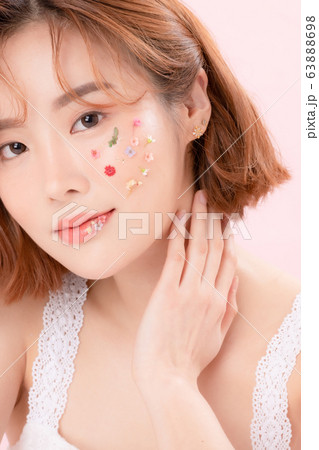 1人 一人 女性 63888698