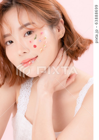 1人 一人 女性 63888699