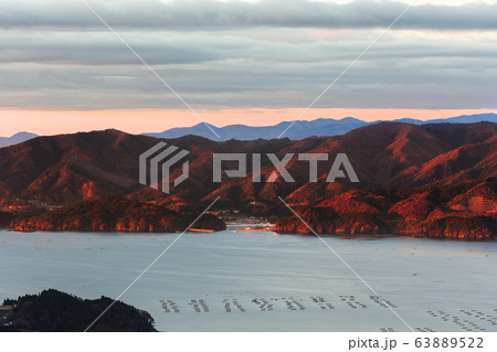 日本の国立公園・岩手県、三陸の日の出風景 63889522