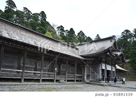 大神山神社奧宮 拝殿と両翼の長廊 63891339