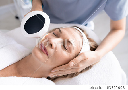Laser skin rejuvenation Laser skin rejuvenation 63895008
