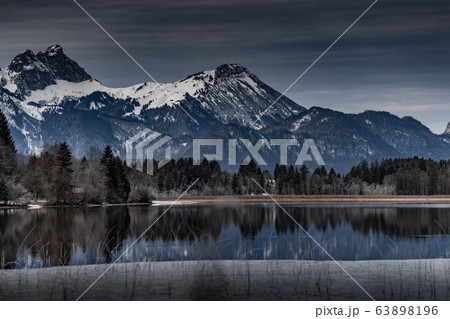 Landscape of a specular reflection in the lake, a Landscape of a specular reflection in the lake, a 63898196
