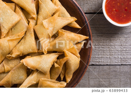Traditional asian vegetarian food samosa Traditional asian vegetarian food samosa 63899433