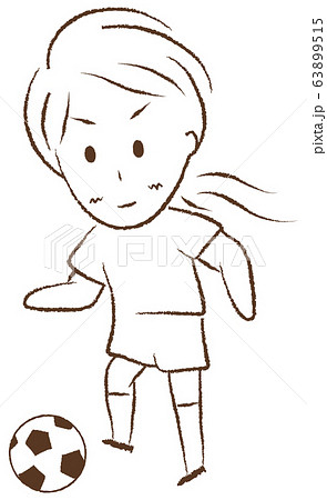 サッカーをする女の子 パスのイラスト素材