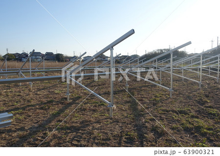 太陽光発電所工事現場 63900321