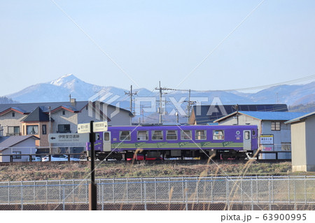 AN8800形気動車と白神山地 AN8800形気動車と白神山地 63900995