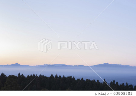 久住高原の朝焼け 63908503