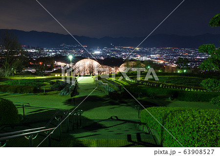 山梨県笛吹川フルーツ公園の夜景 新日本三大夜景 （山梨県山梨市） 2020年3月現在 63908527