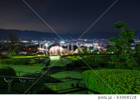 山梨県笛吹川フルーツ公園の夜景 新日本三大夜景 (山梨県山梨市) 2020年3月現在 山梨県笛吹川フルーツ公園の夜景 新日本三大夜景 (山梨県山梨市) 2020年3月現在 63908528