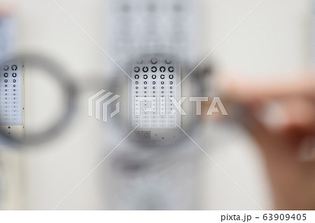 視力検査 眼科 視力 視力表 目 めがね メガネ ぼけ ボケ 視力検査 眼科 視力 視力表 目 めがね メガネ ぼけ ボケ 63909405