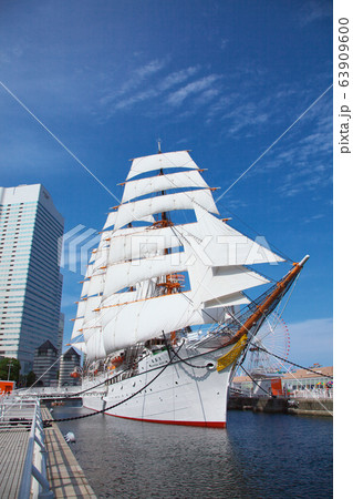 帆船日本丸　 総帆展帆 63909600