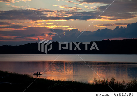 Lake Lake 63913299