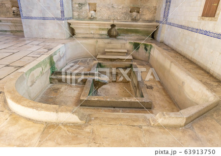 ポルトガル・アルコバサ修道院 63913750