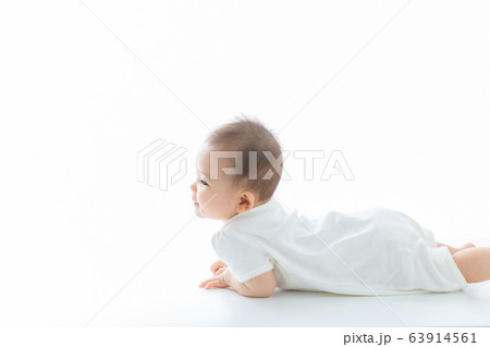 赤ちゃん 63914561