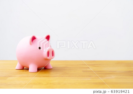 豚の貯金箱　ピギーバンク 63919421