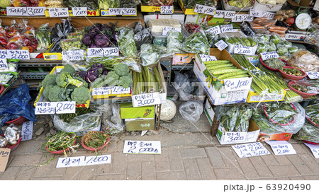 市場 写真 在来 63920490