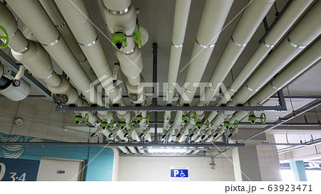 管 配管 直感的 63923471