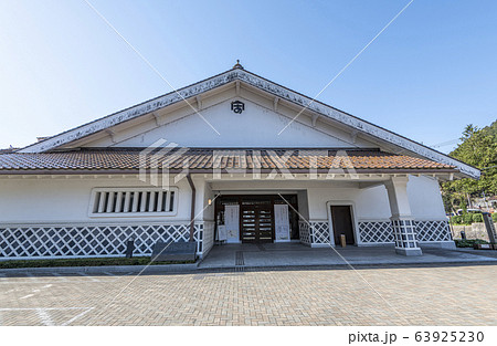 島根県津和野町 快晴の安野光雅美術館 島根県津和野町 快晴の安野光雅美術館 63925230