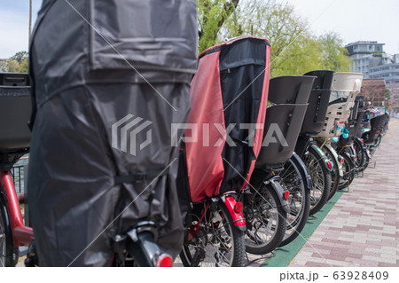 自転車置き場 63928409