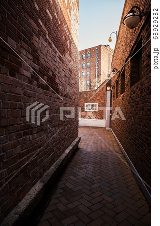 Brick wall alley in Seoul, Korea 63929232