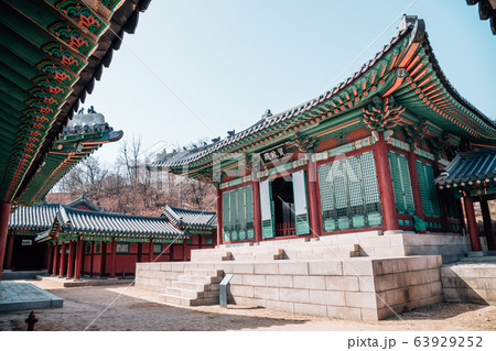 Gyeonghuigung Palace, traditional architecture in Seoul, Korea Gyeonghuigung Palace, traditional architecture in Seoul, Korea 63929252