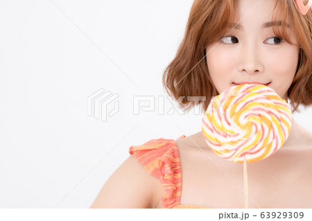 女性 女 女の子 63929309