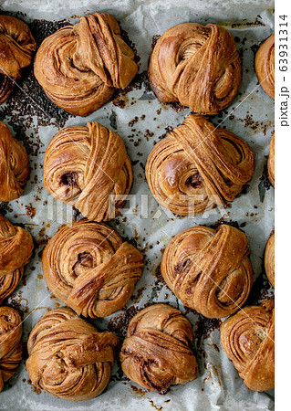 Swedish cinnamon sweet buns 63931314