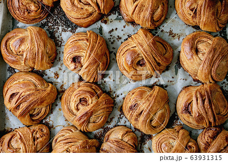 Swedish cinnamon sweet buns 63931315