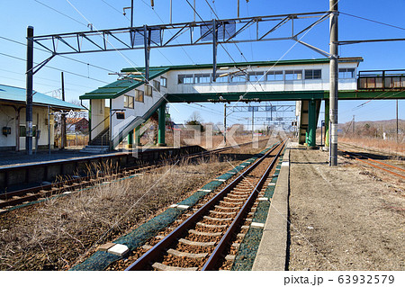 早春の北海道白老町JR竹浦駅の風景を撮影 63932579