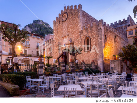 Taormina. Sicily. Street Corso Umberto. 63933204