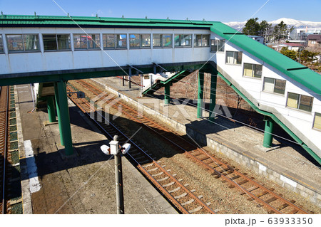 早春の北海道白老町JR萩野駅の風景を撮影 63933350