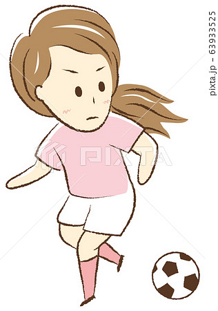サッカーをする女の子 ドリブルのイラスト素材