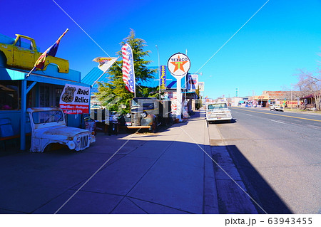 【セリグマン】カーズの街　ルート66 63943455