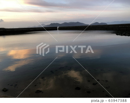瀬戸の夜明け 63947388