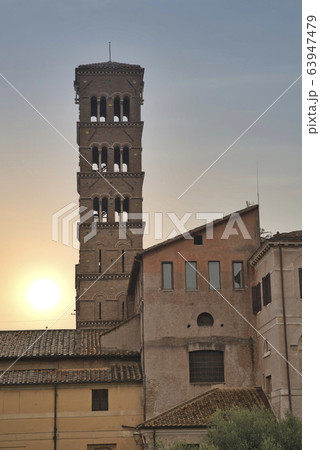 Roman Forum 63947479