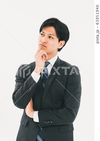 20代　会社員　考える 63951940