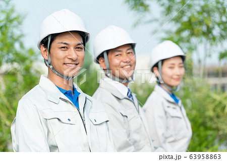 建設業 ビジネスマン 作業員 ビジネスイメージ 63958863
