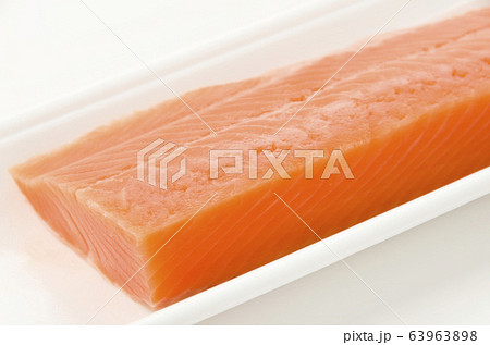 トラウトサーモン刺身用(柵) トラウトサーモン刺身用(柵) 63963898