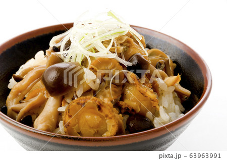 ベビーホタテとしめじの混ぜご飯 63963991