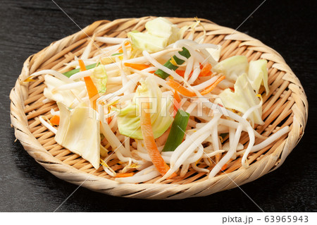 カット野菜 63965943