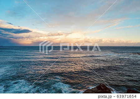 海沿い 沿岸 沖合 63971654