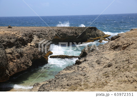 アルーバ　海岸線 63972351