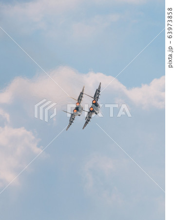 ミグMiG-29フルクラム戦闘機の編隊飛行 63973858