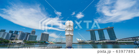 シンガポール・マーライオンパーク ワイドパノラマ シンガポール・マーライオンパーク ワイドパノラマ 63977891