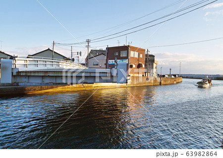 富山県/ 生地中橋(世界的にも珍しい片持ち旋回式可動橋)未来に残したい漁業漁村の歴史文化財産百選 富山県/ 生地中橋(世界的にも珍しい片持ち旋回式可動橋)未来に残したい漁業漁村の歴史文化財産百選 63982864