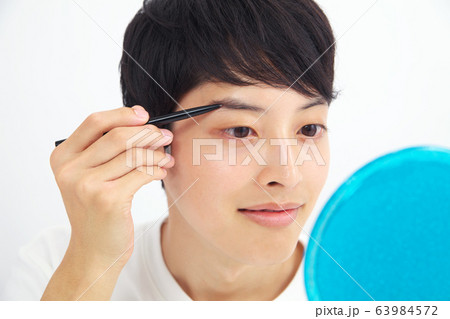 メンズビューティー メンズエステ 眉 眉毛 眉メイク 美容 男性 メンズビューティー メンズエステ 眉 眉毛 眉メイク 美容 男性 63984572