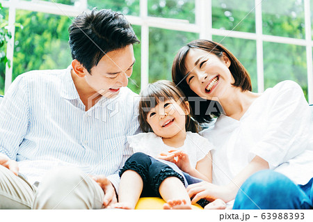 ファミリー 63988393