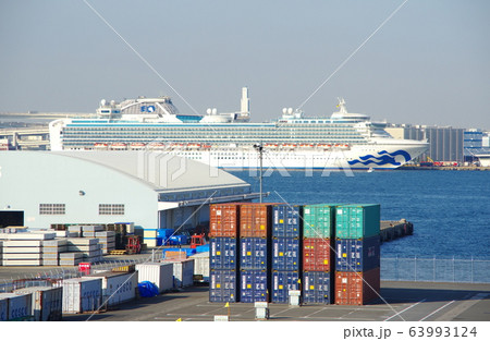 ダイヤモンドプリンセス号 63993124